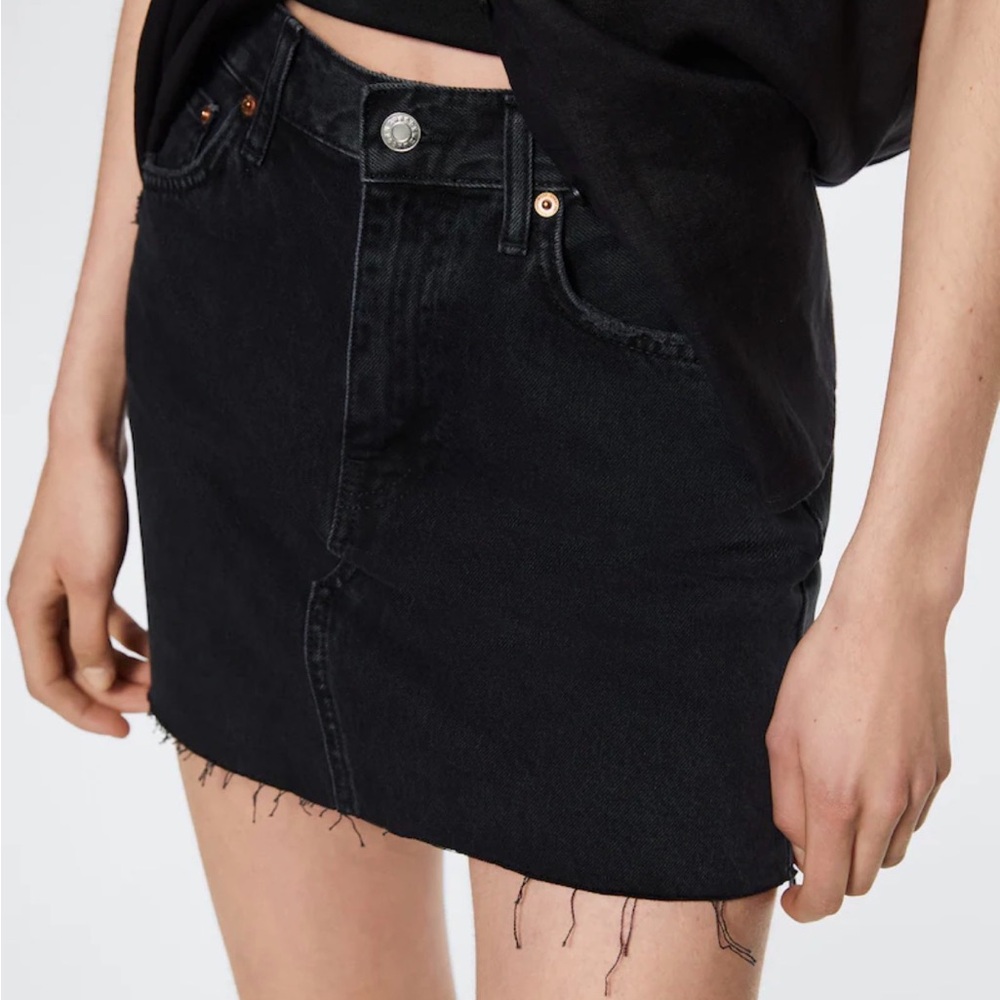 NWT Mango Black Denim Mini Skirt with Frayed Hem size small - Picture 4 of 16